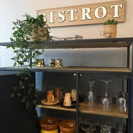 Au Pied De La Cite Carcassonne